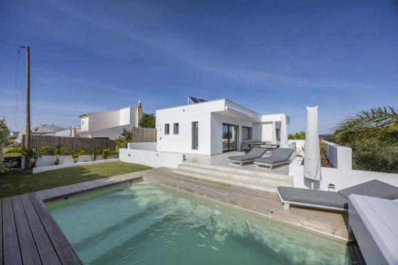 Villa Sunrise - modern villa in Espartal