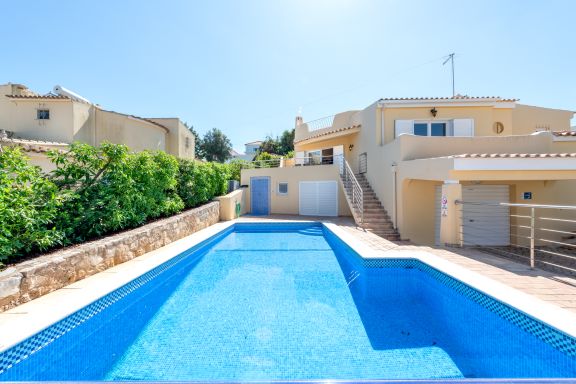 Villa Pinheiro
