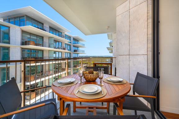 Bayline - Dinas Apartment