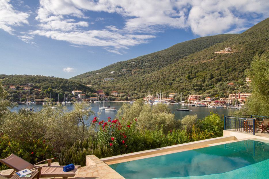 Incredible view of the lovely port of Sivota