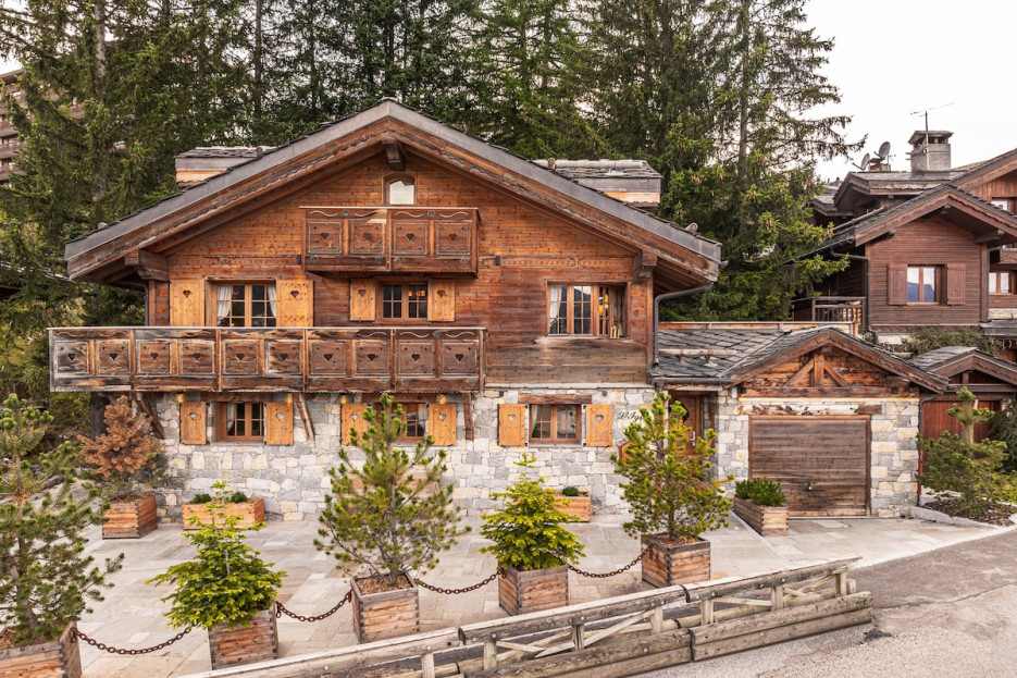 location-luxe-chalet-igloo-courchevel-1850-exterieur