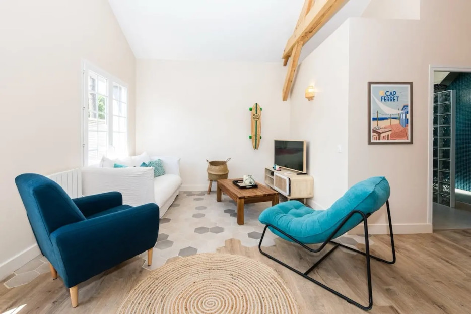Pièce à vivre avec salon, salle à manger 