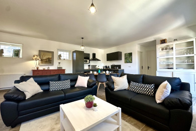 Overview of the living room with HD TV