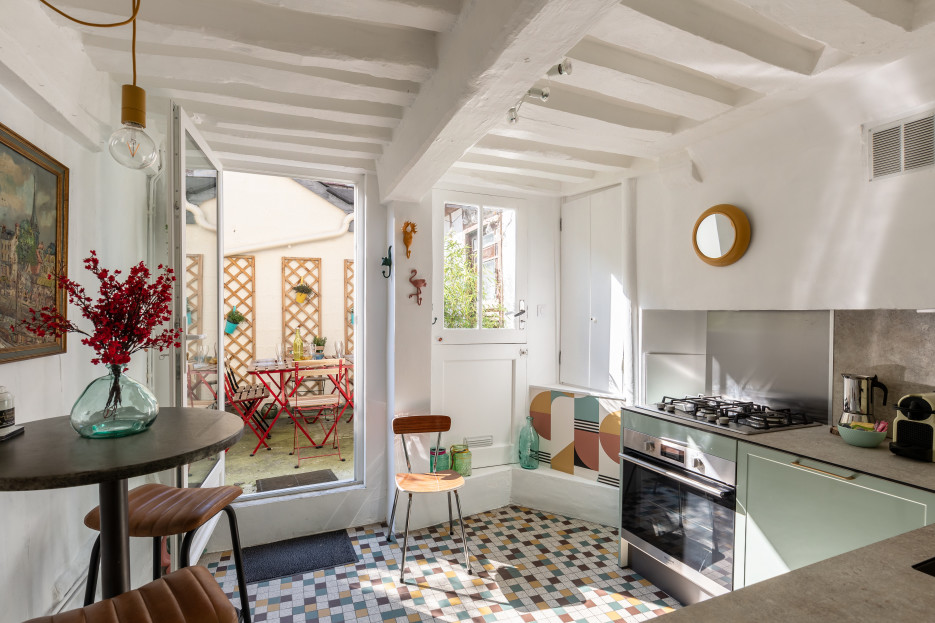 belle cuisine ensoleillée