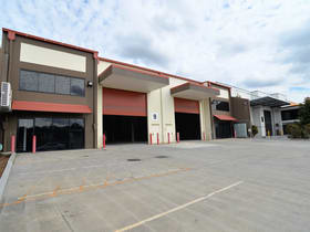 Showrooms / Bulky Goods commercial property for lease at 7-9 Ellerslie Road Meadowbrook QLD 4131