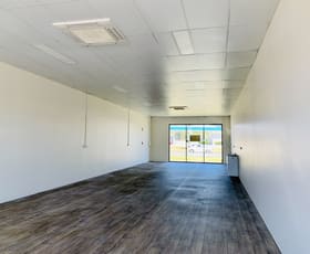 Showrooms / Bulky Goods commercial property leased at 2/2B Reef Pl Cnr Shute Harbour Rd/Paluma Rd Cannonvale QLD 4802