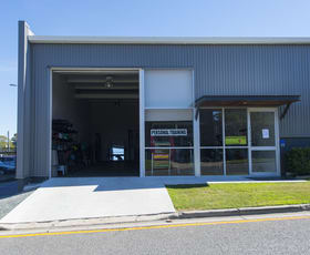 Factory, Warehouse & Industrial commercial property leased at Unit 3/131 Rainbow Street Sandgate QLD 4017