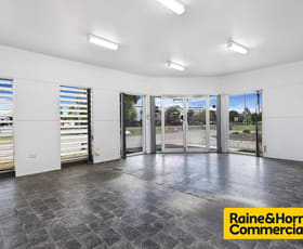 Showrooms / Bulky Goods commercial property leased at 633 Lores Bonney Drive Archerfield QLD 4108