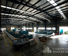 Factory, Warehouse & Industrial commercial property leased at Arundel QLD 4214