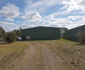 Factory, Warehouse & Industrial commercial property leased at 2/21 Redesdale Rd Kyneton VIC 3444