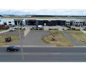 Shop & Retail commercial property leased at 19 Westwood Drive Ravenhall VIC 3023
