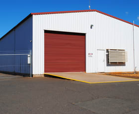 Showrooms / Bulky Goods commercial property leased at Shed 5, 388 Taylor Street Wilsonton QLD 4350