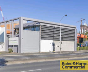 Showrooms / Bulky Goods commercial property leased at 115 Breakfast Creek Road Newstead QLD 4006