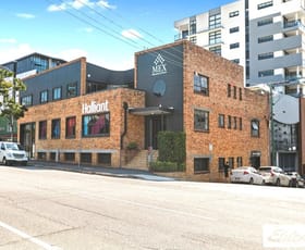 Showrooms / Bulky Goods commercial property leased at 62 - 64 Commercial Road Newstead QLD 4006