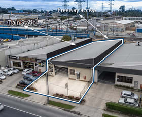 Showrooms / Bulky Goods commercial property leased at 32 Molan Street Ringwood VIC 3134