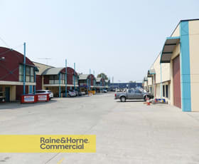 Showrooms / Bulky Goods commercial property leased at Unit 17/2 Ash Road Prestons NSW 2170