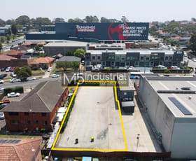 Factory, Warehouse & Industrial commercial property leased at 2 Omnibus Road Kingsgrove NSW 2208