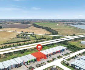 Factory, Warehouse & Industrial commercial property leased at 24 Bate Close Pakenham VIC 3810