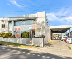 Showrooms / Bulky Goods commercial property leased at 11 Sefton Road Thornleigh NSW 2120