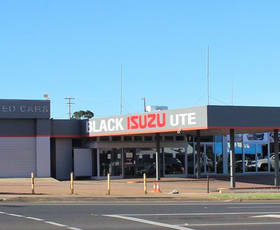 Showrooms / Bulky Goods commercial property leased at 172 Herries Street Toowoomba City QLD 4350