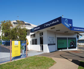 Showrooms / Bulky Goods commercial property leased at 180 Ruthven Street North Toowoomba QLD 4350