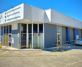 Factory, Warehouse & Industrial commercial property leased at Unit 15&17/547 Kessels Road Macgregor QLD 4109