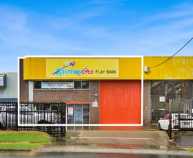 Showrooms / Bulky Goods commercial property leased at Unit 1/7-11 Central Court Hillcrest QLD 4118