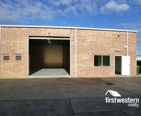 Showrooms / Bulky Goods commercial property leased at 4/233 Bank Street Welshpool WA 6106