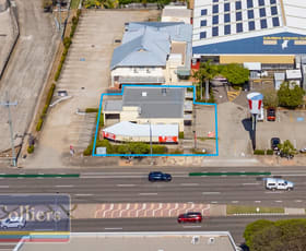 Showrooms / Bulky Goods commercial property for lease at 152 Charters Towers Road Hermit Park QLD 4812