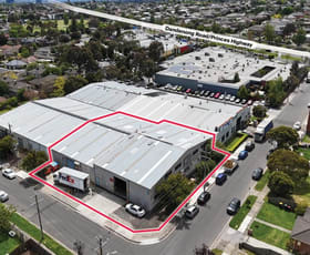 Showrooms / Bulky Goods commercial property leased at 15-19 Black Street Oakleigh VIC 3166