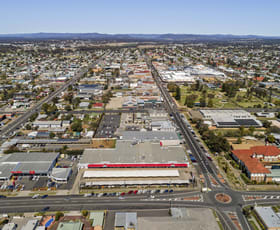Showrooms / Bulky Goods commercial property leased at 1/64 Victoria Street Warwick QLD 4370