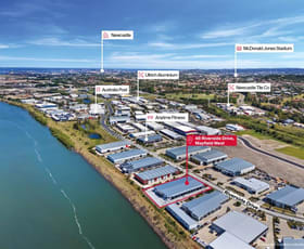 Factory, Warehouse & Industrial commercial property leased at Unit 15/48 Riverside Drive Mayfield West NSW 2304