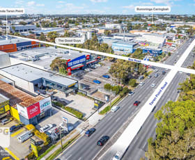 Showrooms / Bulky Goods commercial property for lease at 150 Taren Point Road Taren Point NSW 2229