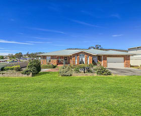Offices commercial property for lease at 13 Proto Avenue Lithgow NSW 2790 Offices commercial property for lease at 13 Proto Avenue Lithgow NSW 2790