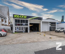 Showrooms / Bulky Goods commercial property for lease at 25 Glenelg Street South Brisbane QLD 4101