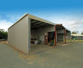 Factory, Warehouse & Industrial commercial property sold at WHOLE OF PROPERTY/105 Foster Street Gracemere QLD 4702