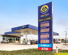 Shop & Retail commercial property for sale at 609 Henty Highway Portland VIC 3305