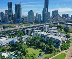 Hotel, Motel, Pub & Leisure commercial property for sale at Kangaroo Point QLD 4169