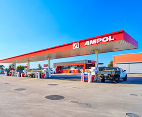 Showrooms / Bulky Goods commercial property for sale at Shop 2/771-789 Barwon Heads Road Armstrong Creek VIC 3217