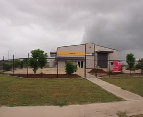 Factory, Warehouse & Industrial commercial property leased at 20 Capricorn Street Gracemere QLD 4702