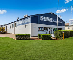 Showrooms / Bulky Goods commercial property leased at 303 Taylor Street Wilsonton QLD 4350
