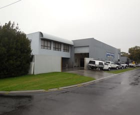 Factory, Warehouse & Industrial commercial property leased at 2 Kareela Street Mordialloc VIC 3195