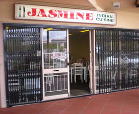 Shop & Retail commercial property leased at 8/ Middle Road & Coronation Drive Boronia Heights QLD 4124
