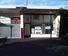 Showrooms / Bulky Goods commercial property leased at 4 Willonga Street Strathmore VIC 3041