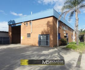 Showrooms / Bulky Goods commercial property leased at 1/167 Newbridge Road Chipping Norton NSW 2170