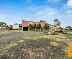 Rural / Farming commercial property for lease at 2 Shamrock Place Melton West VIC 3337