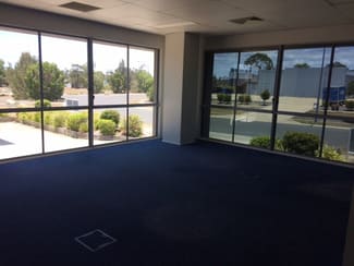 Factory, Warehouse & Industrial commercial property leased at 1/3 Southern Cross Circuit Urangan QLD 4655