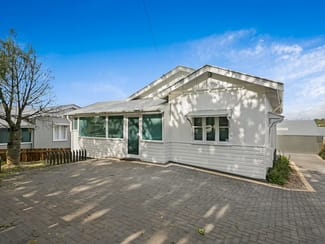 Offices commercial property leased at 134 Mort Street Toowoomba City QLD 4350