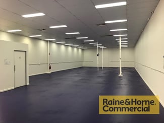 Factory, Warehouse & Industrial commercial property leased at 4/75 Redland Bay Road Capalaba QLD 4157