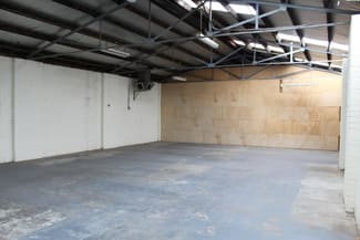 Factory, Warehouse & Industrial commercial property leased at 32 Beecher Street Preston VIC 3072